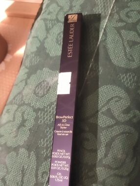 Estee Lauder BrowPerfect 3D All-in-One Styler - 06 light brunette